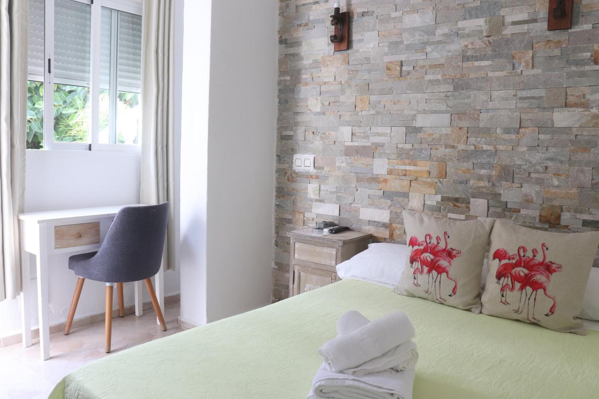 Hostal La Paloma I Calpe Buitenkant foto